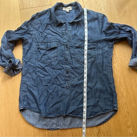 ANTHROPOLOGIE CLOTH & STONE  chambray Popover BLOUSE - M - Picture 7 of 11